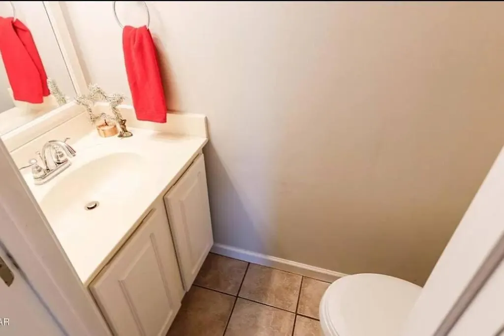 3 Bdrm Condo- 4 Pools, Hot Tub & Walk To Beach Panama Stadt USA