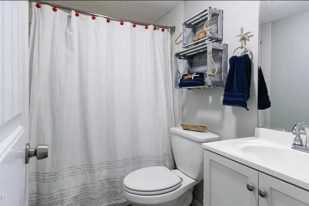 Apartment 3 Bdrm Condo- 4 Pools, Hot Tub & Walk To Beach Panama Stadt
