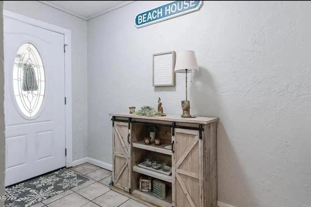 3 Bdrm Condo- 4 Pools, Hot Tub & Walk To Beach Panama Stadt